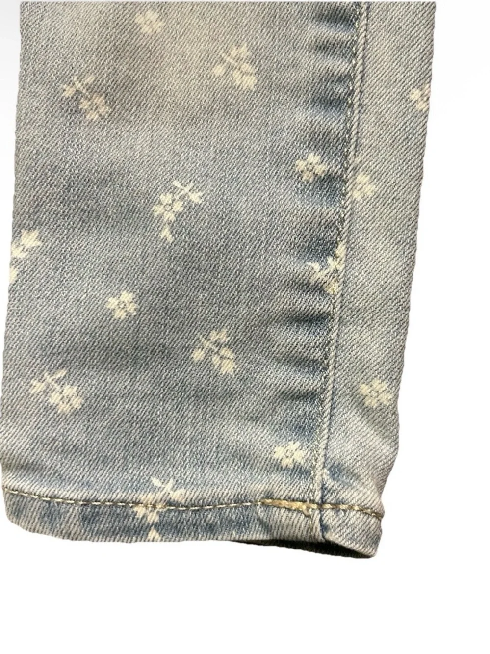 GAP soft light